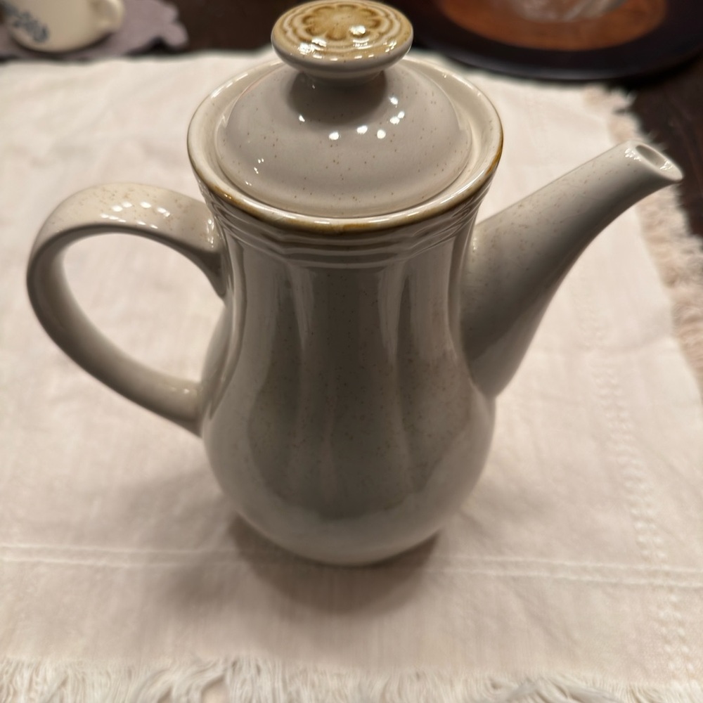 Elegant Cream Ceramic Teapot